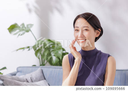 Beauty image 109895666