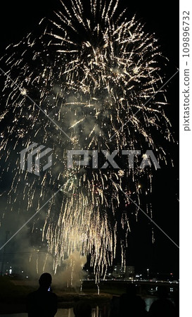Fireworks Riverbed Fireworks Festival 109896732