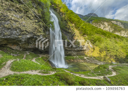 Goriuda waterfall (Fontanon di Goriuda), Valle Raccolana, Friuli Venezia Giulia, Italy Goriuda waterfall (Fontanon di Goriuda), Valle Raccolana, Friuli Venezia Giulia, Italy 109898763
