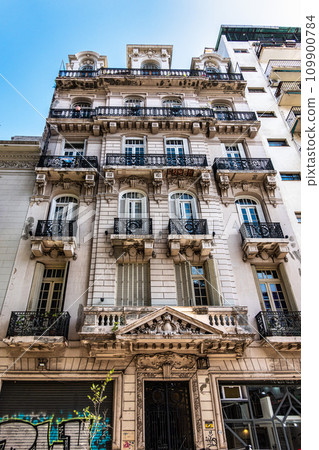 Old building with beautiful architecture in San Telmo, Buenos Aires, Argentina Old building with beautiful architecture in San Telmo, Buenos Aires, Argentina 109900784
