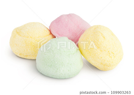 Colorful mini marshmallows in wooden bowl isolated on white background with full depth of field 109903263