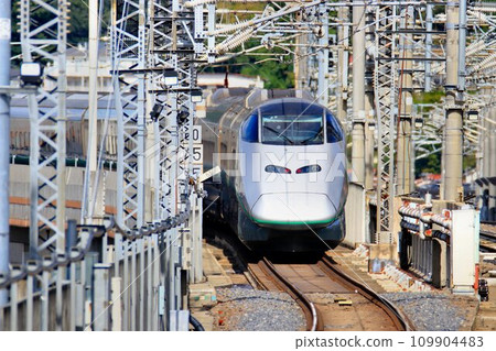 Mutsu Road to Yamagata... E3 series Yamagata Shinkansen "Tsubasa" revival color 109904483
