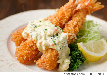 Fried Shrimp Fried Shrimp 109907871