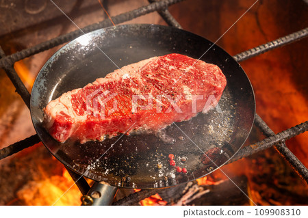 野牛排：在戶外烤牛排 109908310