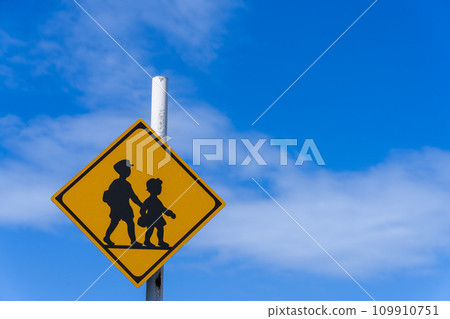 道路標誌、引導標誌、警告標誌、監管標誌 道路標誌、引導標誌、警告標誌、監管標誌 109910751