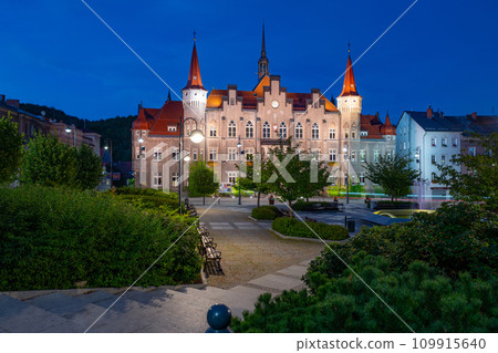 2022-08-29. Night illumination of the 19th century Walbrzych Town Hall in neo-Gothic style, Lower Silesia. Walbrzych, Poland 109915640