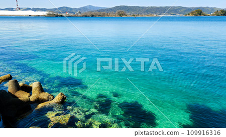 Blue Sea Blue Sea 109916316