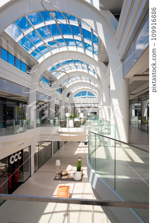 Poznan Plaza gallery. Poznan, Poland. 109916886