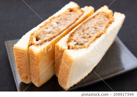 美味男士切三明治 109917394