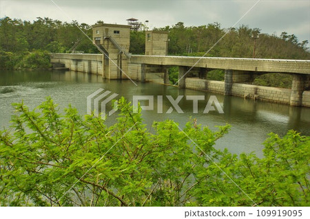 Kanna dam embankment 109919095