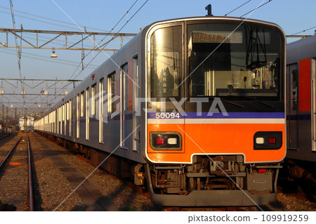 東武東上線50090系列車停在森林公園檢查區 東武東上線50090系列車停在森林公園檢查區 109919259