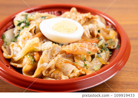 美味的豬肉薑烤午餐 109919433