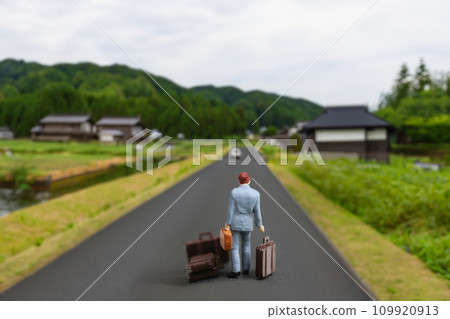 Businessman who came to the countryside AI generated image 109920913