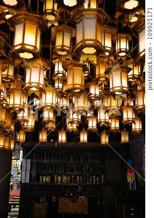 Fishing lantern in the main hall of Ryozenji Temple, the first temple of the 88 Sacred Sites in Shikoku 109925171