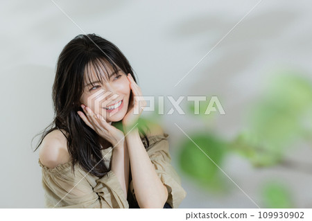 美女形象 109930902