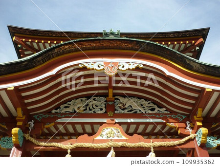 Hofu Tenmangu Shrine tower gate 109935362