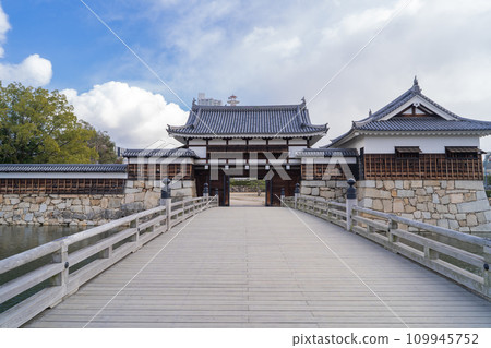 Omote Gate (Hiroshima Castle) 109945752