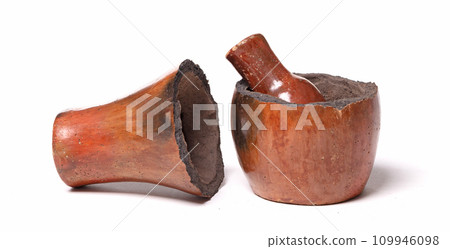 Old brown pottery, isolated on white 109946098