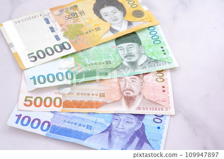 Korean currency, Won KRW banknotes 109947897
