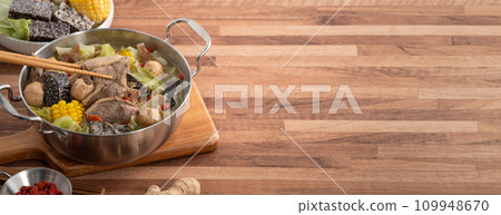 薑母鴨 鴨肉 火鍋 立冬 Ginger Duck soup hot pot 薑母鴨 鴨肉 火鍋 立冬 Ginger Duck soup hot pot 109948670