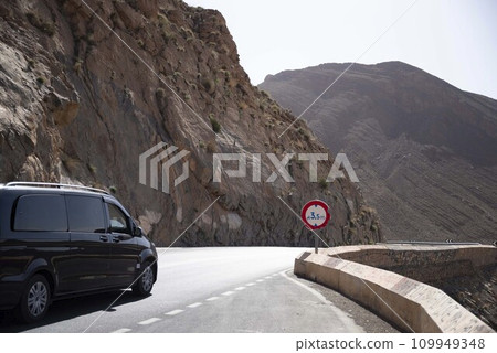 morocco road morocco road 109949348