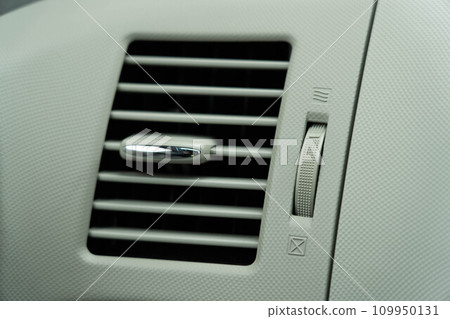 Air conditioner Air conditioner 109950131