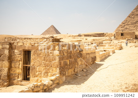 埃及吉薩三座金字塔的美景 埃及吉薩三座金字塔的美景 109951242