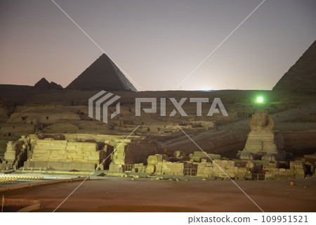 埃及吉薩三座金字塔的美景 109951521