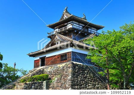 [福井縣]晴天的丸岡城（現有12座塔樓） 109952119