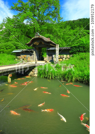 [Fukui Prefecture] Ichijodani Asakura clan ruins in fine weather (Asakura residence ruins) 109952179