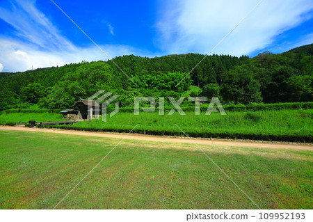 [Fukui Prefecture] Ichijodani Asakura clan ruins in fine weather (Asakura residence ruins) 109952193