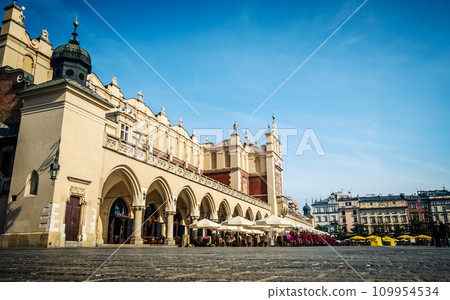 Sunshine view of Krakow market place Sunshine view of Krakow market place 109954534
