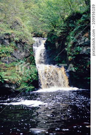 Linfall，阿伯勞爾附近的瀑布 109956189