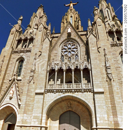 The Catholic Church in Barcelona. 109957092