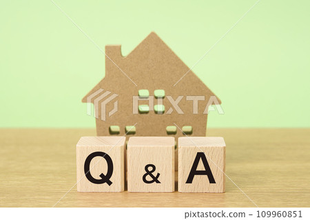 Housing image House model and Q&A Housing image House model and Q&A 109960851