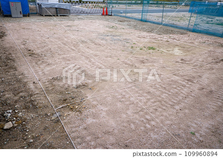 Land territory for planned construction site 109960894