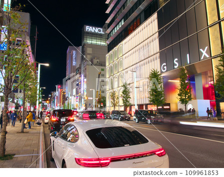 銀座夜景 - 中央大道夜景（2023 年 11 月） 109961853