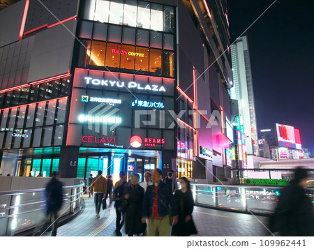 [東京都澀谷區] 澀谷夜景 - 澀谷 Flux 前的人群（2023 年 11 月） 109962441
