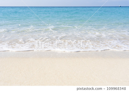 White sand beach and blue sea of Busena Marine Park, Nago City, Okinawa Prefecture White sand beach and blue sea of Busena Marine Park, Nago City, Okinawa Prefecture 109968348