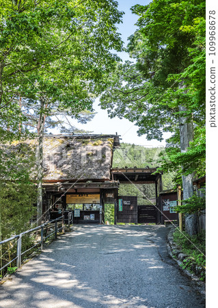 Hida no Sato entrance scenery 109968678