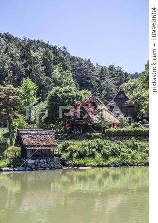 飛鎢之裡五味池水邊風景 109968684