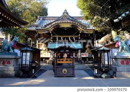 Akasaka Toyokawa Inari/Tokyo Betsuin Main Hall Akasaka Toyokawa Inari/Tokyo Betsuin Main Hall 109970370