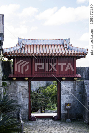 Blue sky and Shuri Castle, inside the U-mon gate, Naha City, Okinawa Prefecture 109972180