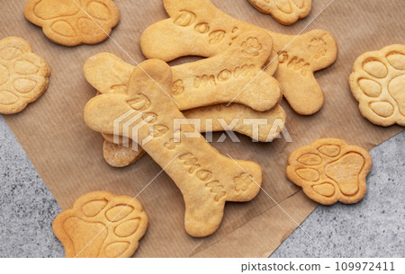 Homemade dog biscuits Homemade dog biscuits 109972411