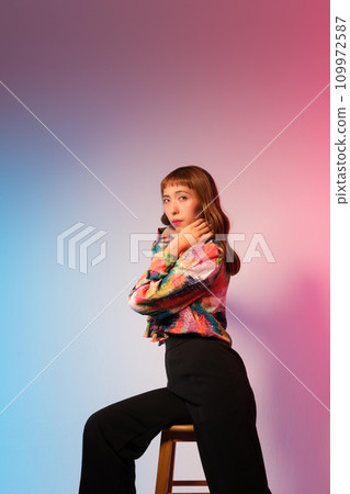 酷酷的女性美女肖像 酷酷的女性美女肖像 109972587