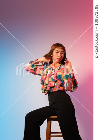 酷酷的女性美女肖像 109972588