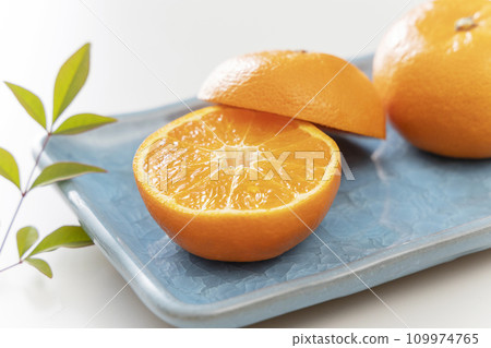 Sweet Satsuma mandarin orange Sweet Satsuma mandarin orange 109974765