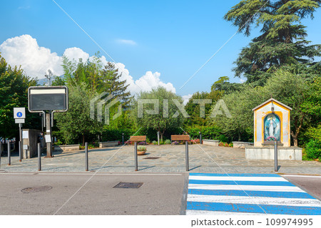 Regina Theodolinda Square Regina Theodolinda Square 109974995