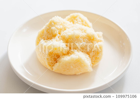 盤子裡的饅頭 109975106