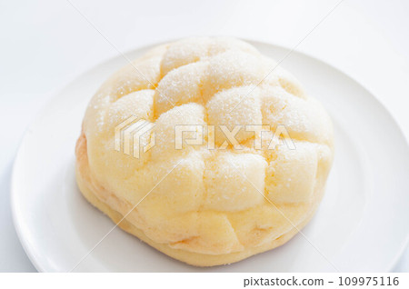 Melon bread Melon bread 109975116